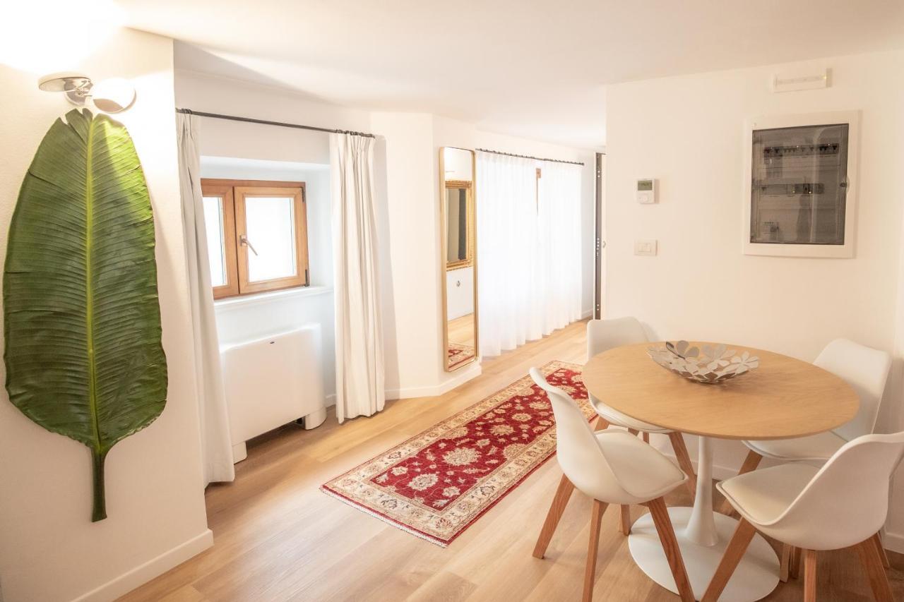 טריאסטה Grand Hotel Duchi D'Aosta Apartments מראה חיצוני תמונה